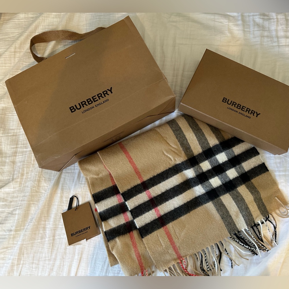 Burberry Cashmere Plaid Scarf
